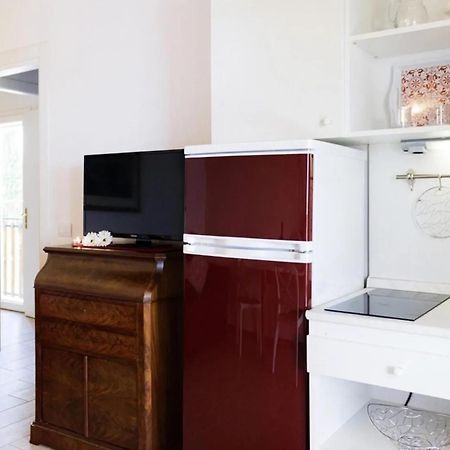 Residenza Le Galere Apartment กาส์ตีจลิโอเน เดลลา เปสกายา ภายนอก รูปภาพ