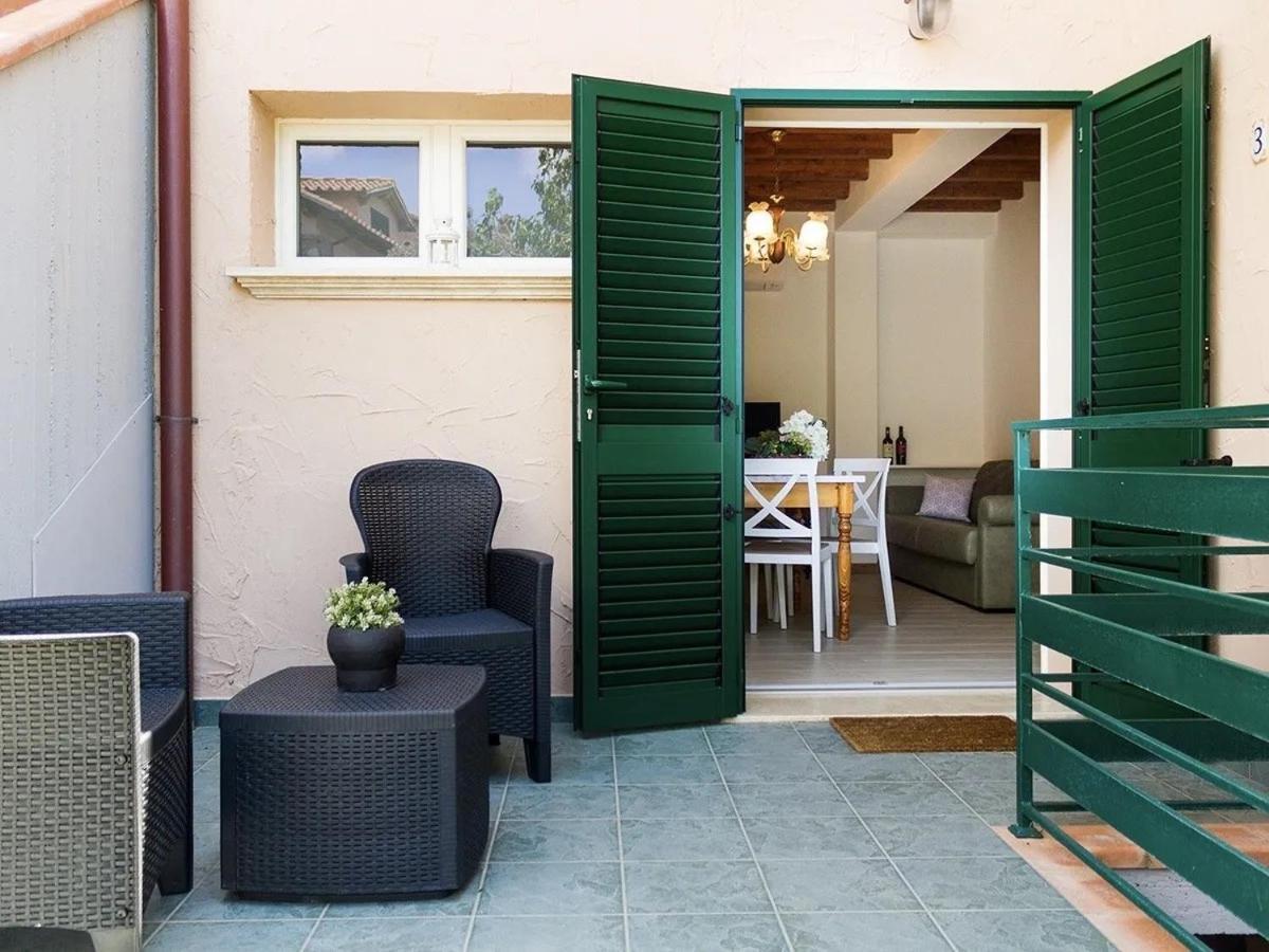 Residenza Le Galere Apartment กาส์ตีจลิโอเน เดลลา เปสกายา ภายนอก รูปภาพ