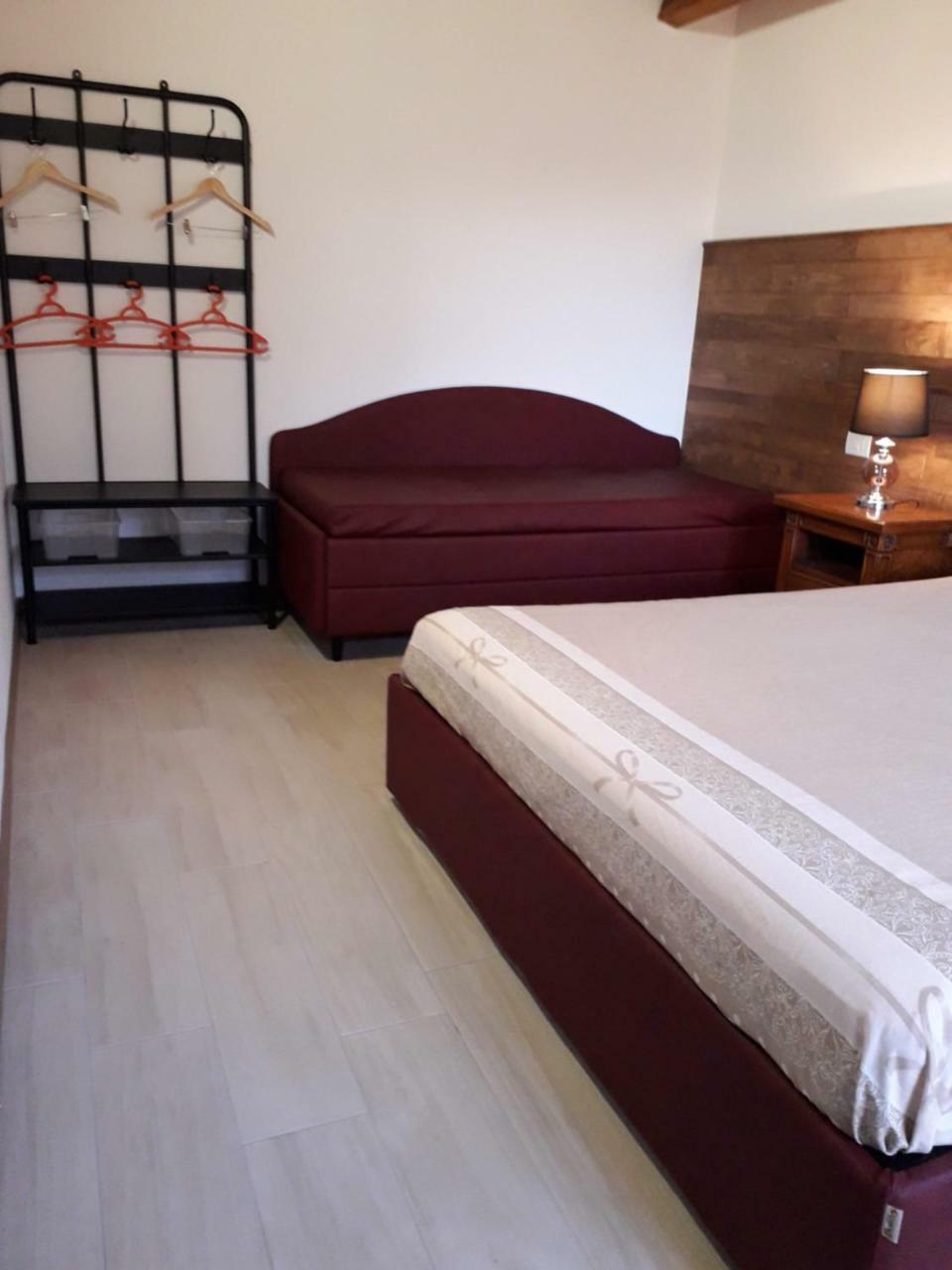 Residenza Le Galere Apartment กาส์ตีจลิโอเน เดลลา เปสกายา ภายนอก รูปภาพ